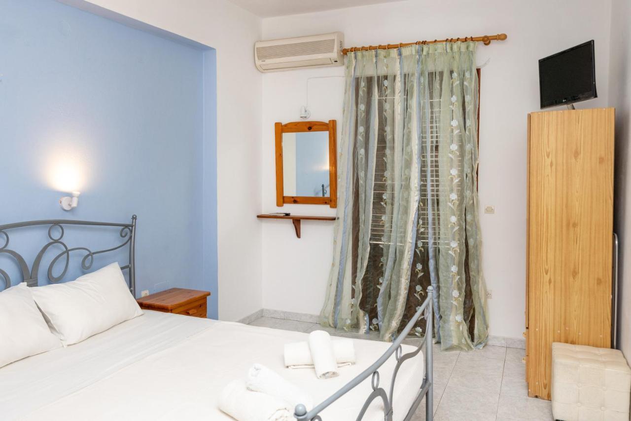 Depis Economy Apartments Naxos City Экстерьер фото