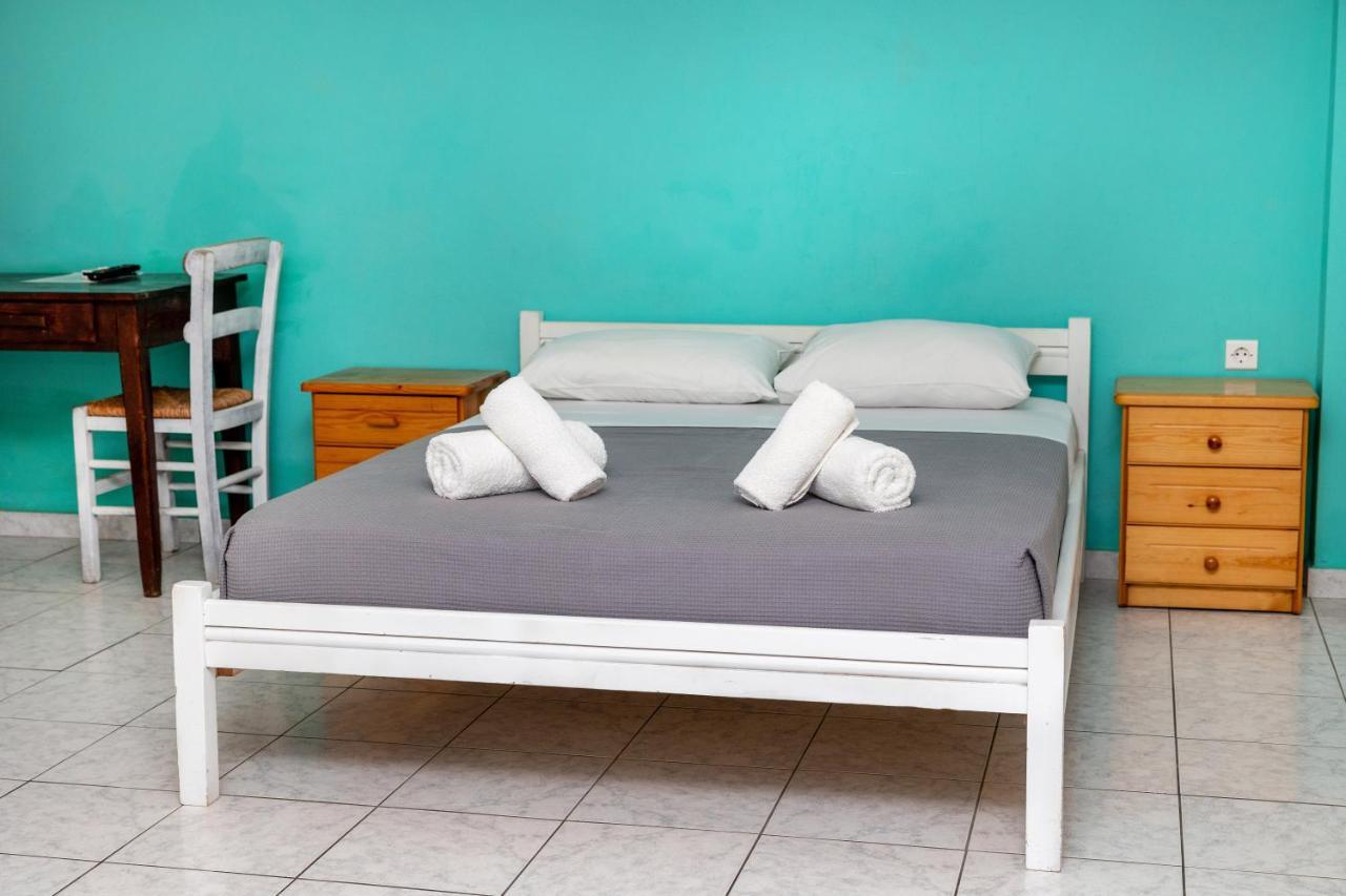Depis Economy Apartments Naxos City Экстерьер фото